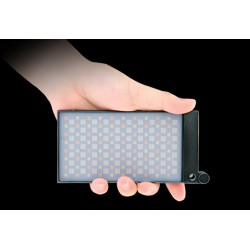 Новинка от Godox: светодиодный осветитель RGB Mini Creative M1
